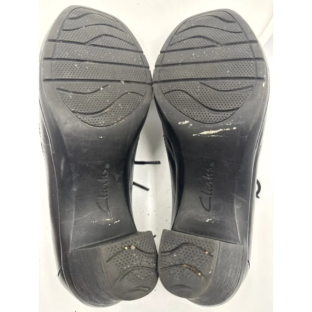 Clarks Leather Oxford Heels 7M Black Dark Academia Lace Up Block Heel 80424